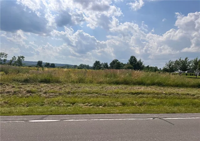 3rd image of 4540 Middle Cheshire Rd, Canandaigua, NY 14424 | MLS# R1694975
