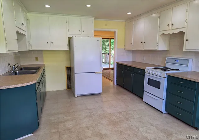 Photo 4 of Sale Pending at 2884 State Route 49, Blossvale, NY 13308 | MLS# S1692361 | Listing updated on 2026-07-15