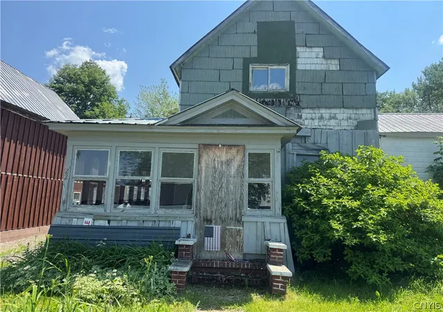 2nd image of 22 Elm St E, Clifton, NY 13666 | MLS# S1694888