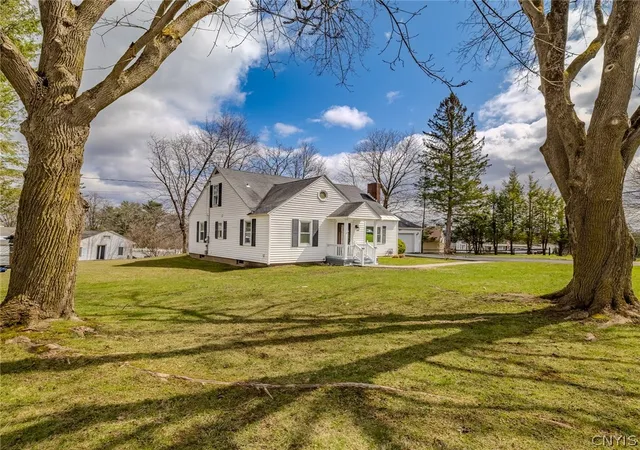 Photo 5 of Sale Pending at 110 Harts Hl Ter, Whitesboro, NY 13492 | MLS# S1694641 | Listing updated on 2026-08-03
