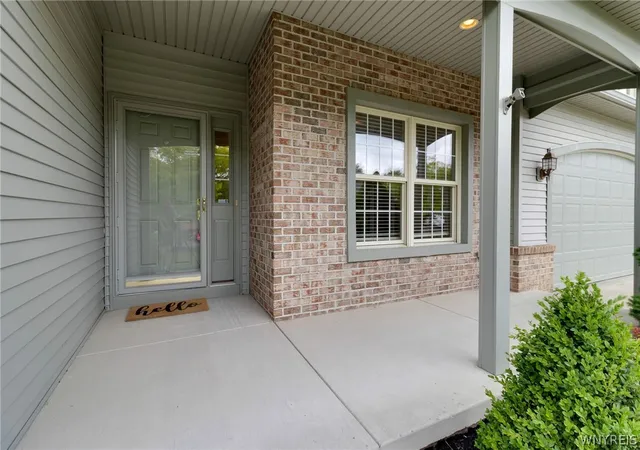 2nd image of 6843 Lockhaven Dr, Lockport, NY 14094 | MLS# B1695002