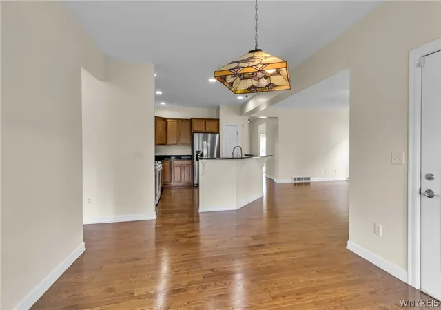 5th image of 6843 Lockhaven Dr, Lockport, NY 14094 | MLS# B1695002