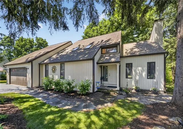 1st image of 6310 Yulewood Cir, Cicero, NY 13039 | MLS# S1694878
