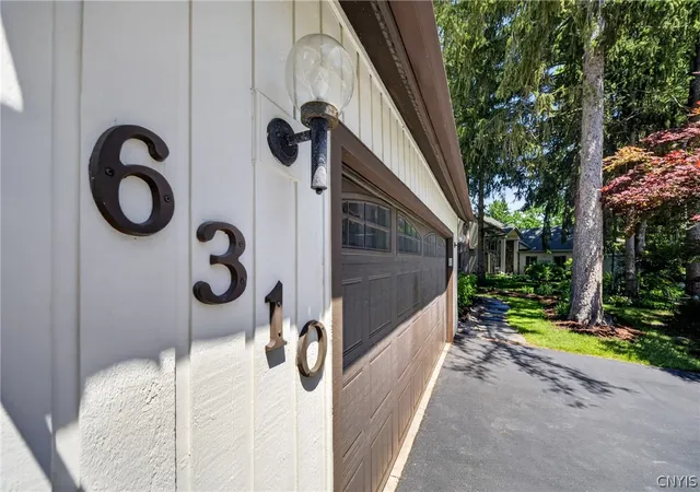 4th image of 6310 Yulewood Cir, Cicero, NY 13039 | MLS# S1694878