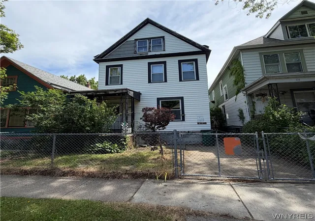 Photo 1 of Sale Pending at 115 15th Street, Buffalo, NY 14213 | MLS# B1694807 | Listing updated on 2026-07-17