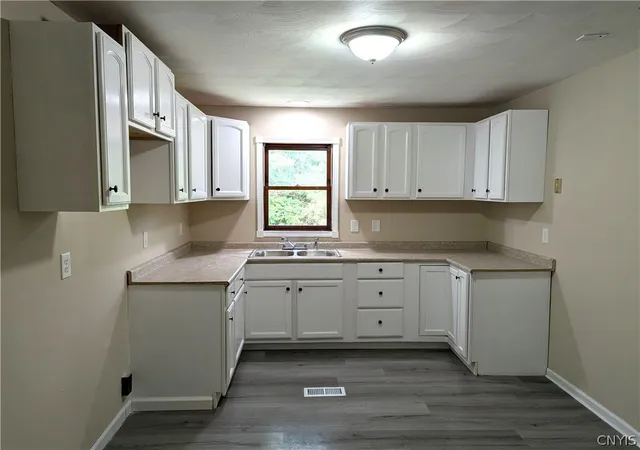 Photo 4 of Single family home for sale at 4356 State Route 49, Fulton, NY 13069 | MLS# S1695035 | Listing updated on 2026-07-22