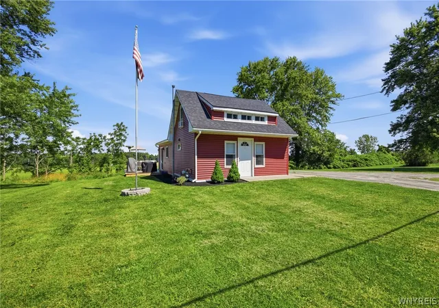 Photo 5 of Sale Pending at 4963 Barrville Rd, Elba, NY 14058 | MLS# B1694635 | Listing updated on 2026-07-15