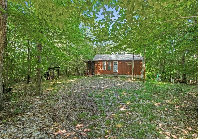 Homes for sale in Croghan, NY | 9897 Croghan Reservoir Rd, Croghan, NY 13327 | MLS# S1695047