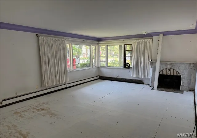 Photo 4 of Sale Pending at 4715 Lewiston Rd, Niagara Falls, NY 14305 | MLS# B1694594 | Listing updated on 2026-07-18