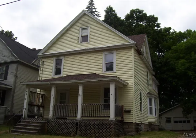 3rd image of 110 Edgewood Ave, Syracuse, NY 13207 | MLS# S1695061