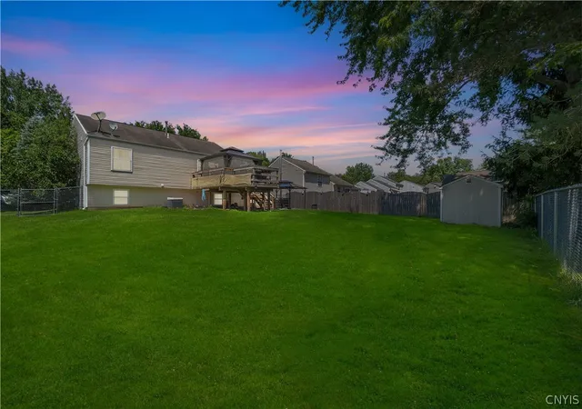 Photo 2 of Single family home for sale at 8193 Rizzo Dr, Clay, NY 13041 | MLS# S1695069 | Listing updated on 2026-07-20