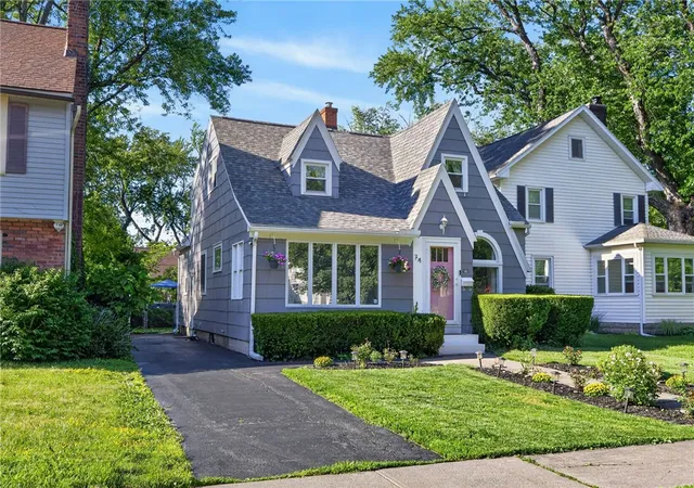 1st image of 74 Pontiac Dr, Irondequoit, NY 14617 | MLS# R1695071
