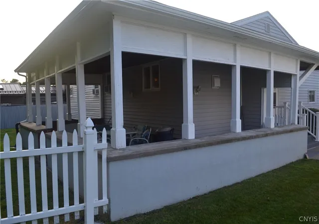 Photo 5 of Single family home for sale at 1408 Buckley Rd, Utica, NY 13501 | MLS# S1694846 | Listing updated on 2026-07-21