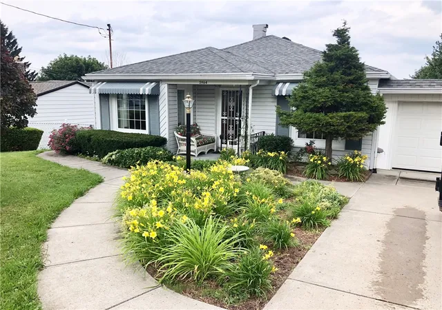 Photo 1 of Single family home for sale at 5964 South St Rd, Auburn, NY 13021 | MLS# R1695070 | Listing updated on 2026-07-31