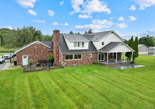 Homes for sale in German Flatts, NY | 194 Ferncliff Rd, German Flatts, NY 13407 | MLS# S1695109