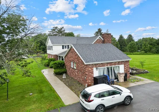 Homes for sale in German Flatts, NY | 194 Ferncliff Rd, German Flatts, NY 13407 | MLS# S1695109