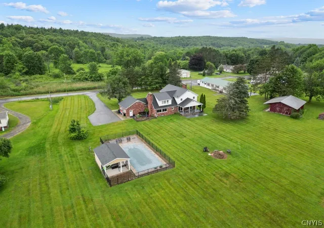 Homes for sale in German Flatts, NY | 194 Ferncliff Rd, German Flatts, NY 13407 | MLS# S1695109
