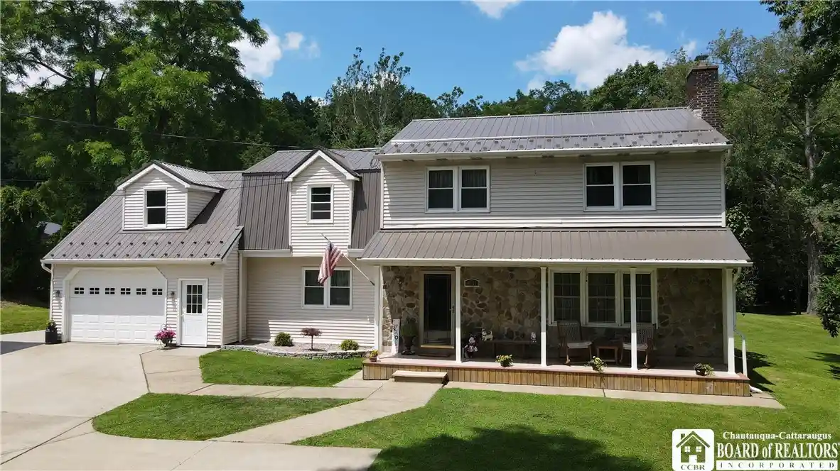 Photo 1 of Sale Pending at 9231 Spoden Rd, Fredonia, NY 14063 | MLS# R1694411 | Listing updated on 2026-09-15