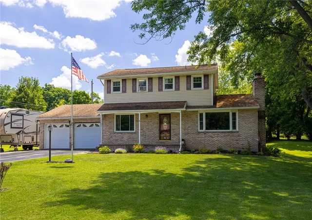 1st image of 4980 Lake Rd, Avon, NY 14414 | MLS# R1690354
