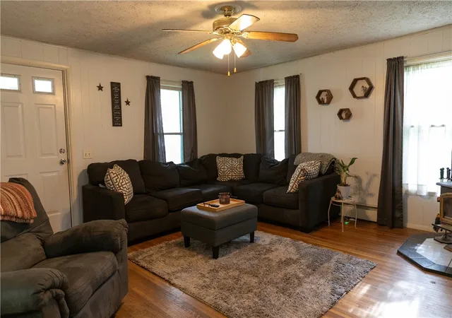 2nd image of 80 West Ave, Parma, NY 14468 | MLS# R1694393
