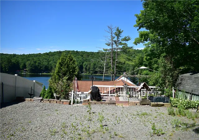 2nd image of 220 Beaver Lake Cir, Windsor, NY 13865 | MLS# R1694675