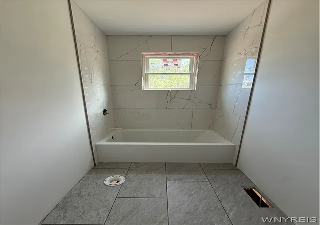 Photo 5 of Single family home for sale at 46 Fieldcrest Dr, Corfu, NY 14036 | MLS# B1694776 | Listing updated on 2026-07-20