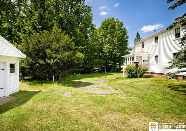 Photo 4 of Sale Pending at 17 Lodi St, Forestville, NY 14062 | MLS# R1694751 | Listing updated on 2026-07-20