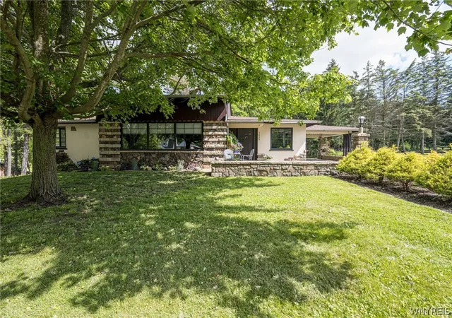 Homes for sale in Bennington, NY | 1439 Clinton, Bennington, NY 14011 | MLS# B1693657