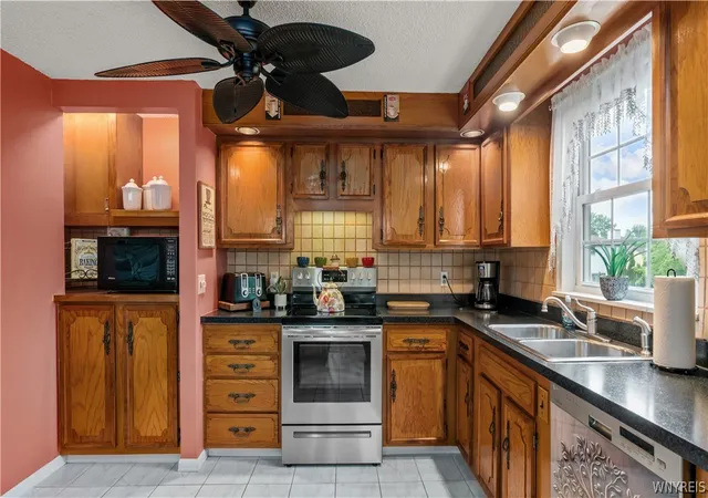 4th image of 116 Roycroft Dr, Buffalo, NY 14224 | MLS# B1695154