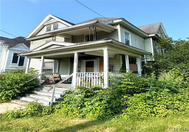Homes for sale in Auburn, NY | 163 North St, Auburn, NY 13021 | MLS# S1695172