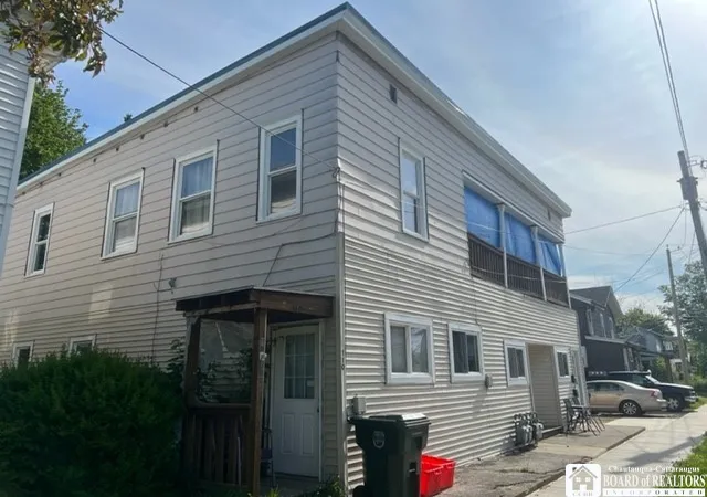 3rd image of 110 Kidder St, Jamestown, NY 14701 | MLS# R1695158
