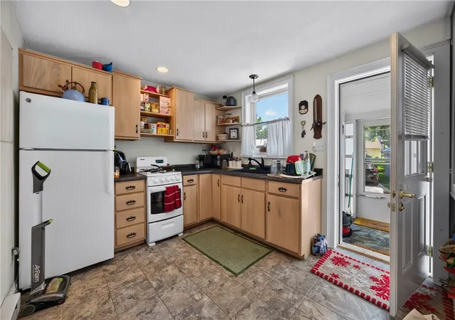 Photo 3 of Sale Pending at 107 Lawrence St, Penn Yan, NY 14527 | MLS# R1694561 | Listing updated on 2026-07-11