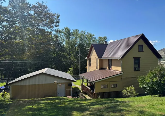 4th image of 403 State Hwy 7, Unadilla, NY 13838 | MLS# R1695198