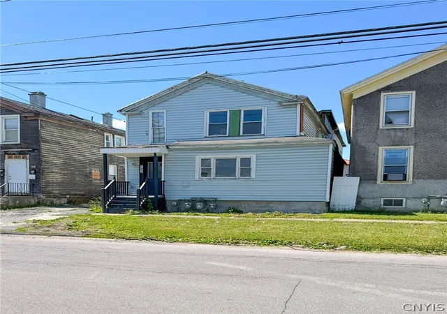 Listing Photo 4 - Condo for sale in building located at 742 Jay St, Utica, NY 13501