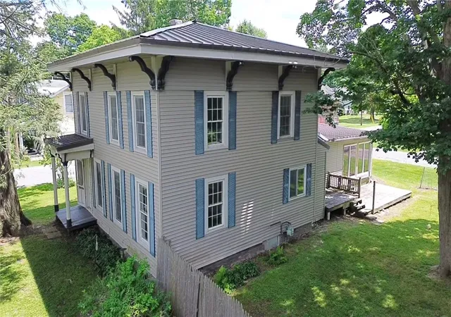 1st image of 31 Hollister St, Dundee, NY 14837 | MLS# R1694522
