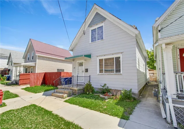 Photo 1 of Sale Pending at 29 Churchill St, Buffalo, NY 14207 | MLS# B1693755 | Listing updated on 2026-07-14
