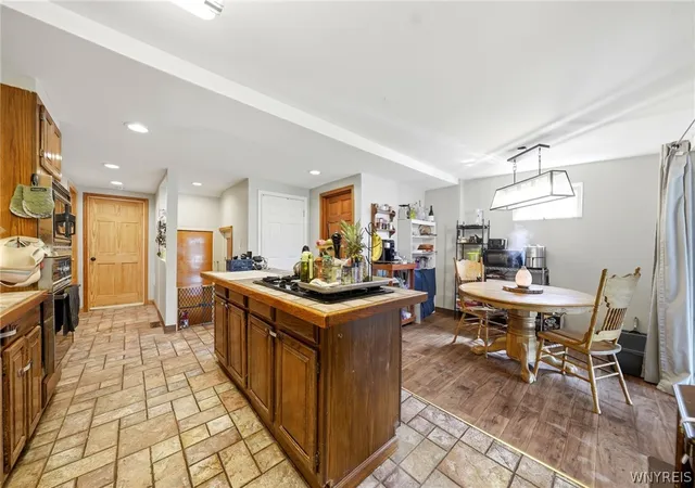 Photo 4 of Sale Pending at 1087 Ridge Rd, Buffalo, NY 14218 | MLS# B1694939 | Listing updated on 2026-07-03