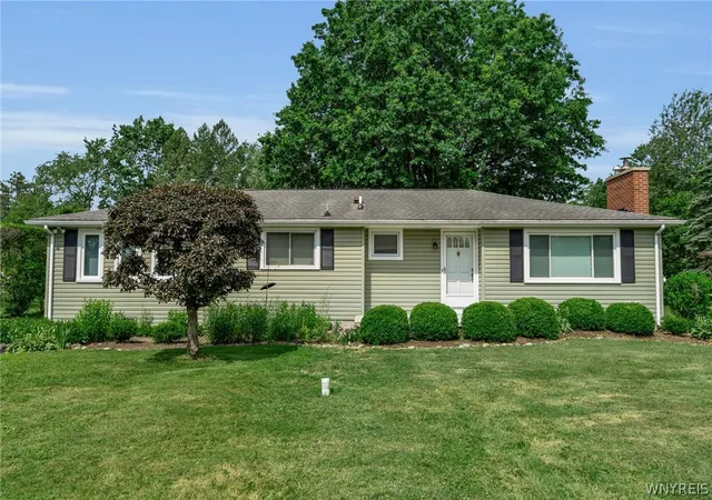 1st image of 1320 Girdle Rd, Elma, NY 14059 | MLS# B1695170