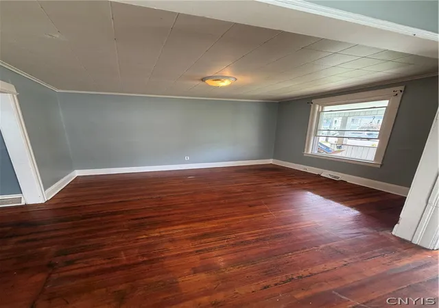 Photo 4 of Sale Pending at 421 Tompkins St #1, Syracuse, NY 13204 | MLS# S1694958 | Listing updated on 2026-07-10