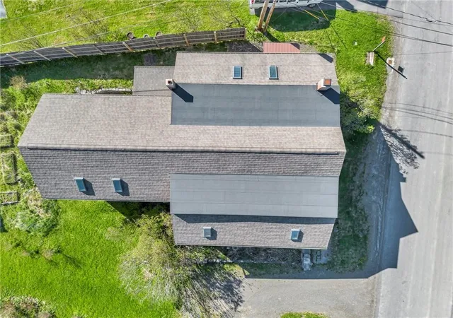 3rd image of 54 Lancaster St, Cherry Valley, NY 13320 | MLS# R1694701