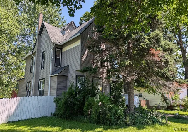 1st image of 285 S Niagara St, Lockport, NY 14094 | MLS# B1694697
