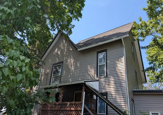 3rd image of 285 S Niagara St, Lockport, NY 14094 | MLS# B1694697
