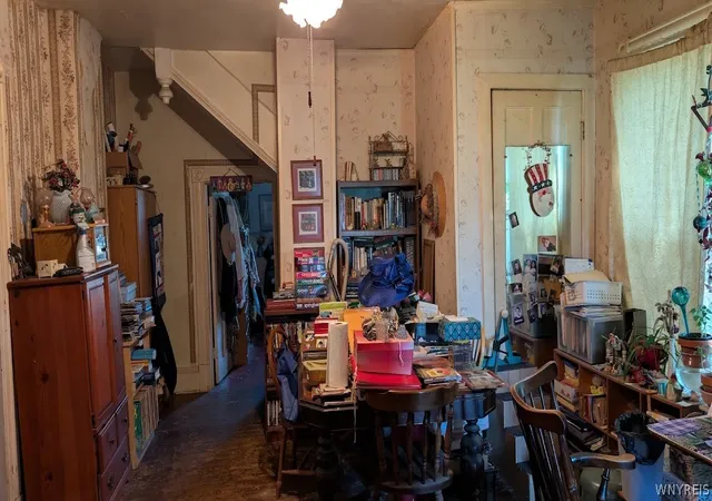 4th image of 285 S Niagara St, Lockport, NY 14094 | MLS# B1694697