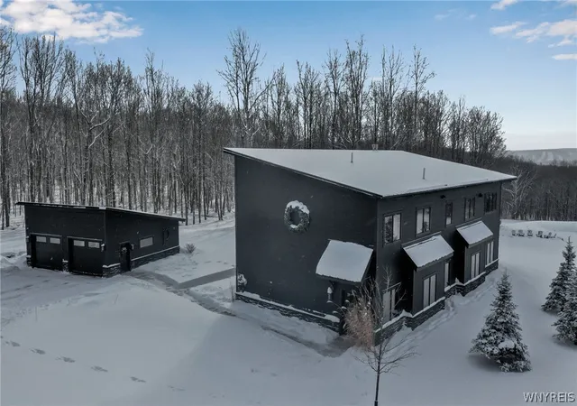 Photo 4 of Single family home for sale at 8 Trl Hts Poverty Hl Rd, Ellicottville, NY 14731 | MLS# B1694720 | Listing updated on 2026-08-04