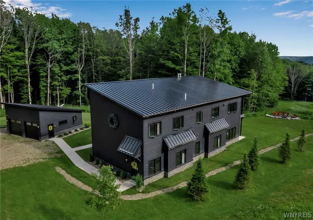 Photo 5 of Single family home for sale at 8 Trl Hts Poverty Hl Rd, Ellicottville, NY 14731 | MLS# B1694720 | Listing updated on 2026-08-04