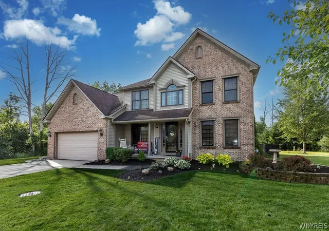Photo 2 of Sale Pending at 3366 Brookfield Ln, Hamburg, NY 14075 | MLS# B1694789 | Listing updated on 2026-07-24