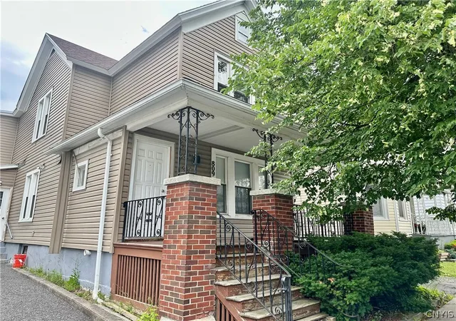 Homes for sale in Utica, NY | 809 Eagle St, Utica, NY 13501 | MLS# S1695305