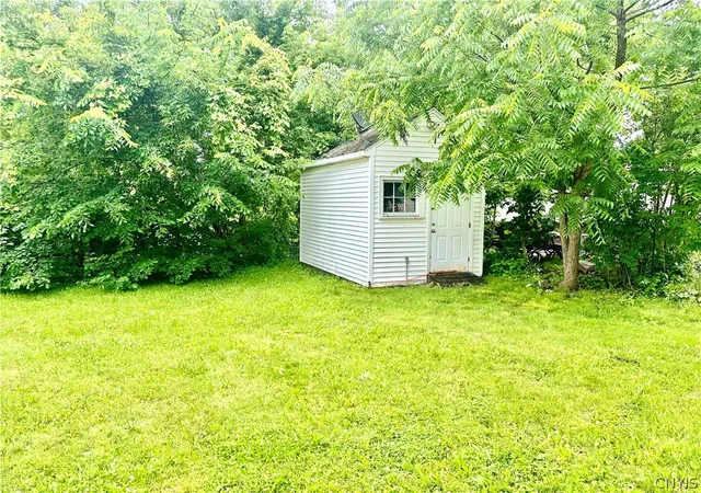 Homes for sale in Utica, NY | 809 Eagle St, Utica, NY 13501 | MLS# S1695305