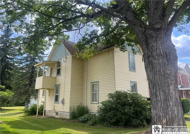Homes for sale in Andover, NY | 14 Dyke St, Andover, NY 14806 | MLS# R1694898