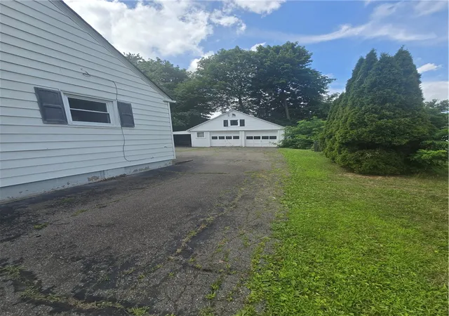 Homes for sale in Elmira, NY | 1002 W Church St, Elmira, NY 14905 | MLS# R1695325